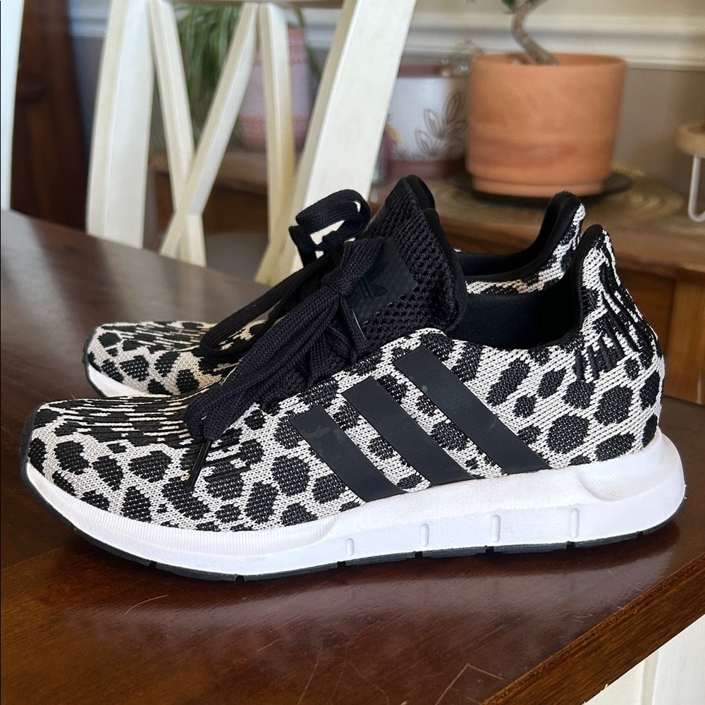 Women’s Adidas Sneakers
